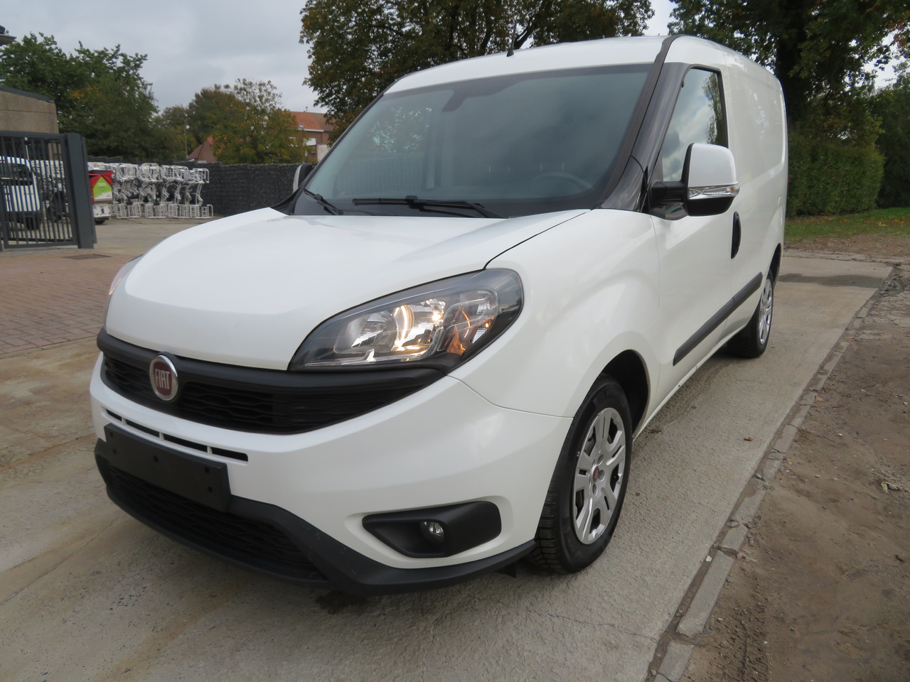 Fiat Doblo Cargo 1.6 Multijet - Small van: picture 3 Fiat Doblo Cargo 1.6 Multijet - Small van: picture 3