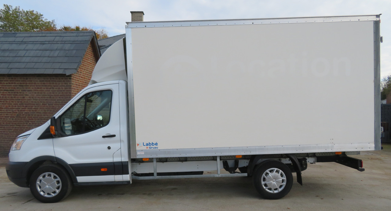 Ford Transit 2.0TDCi - Closed box van: picture 5 Ford Transit 2.0TDCi - Closed box van: picture 5