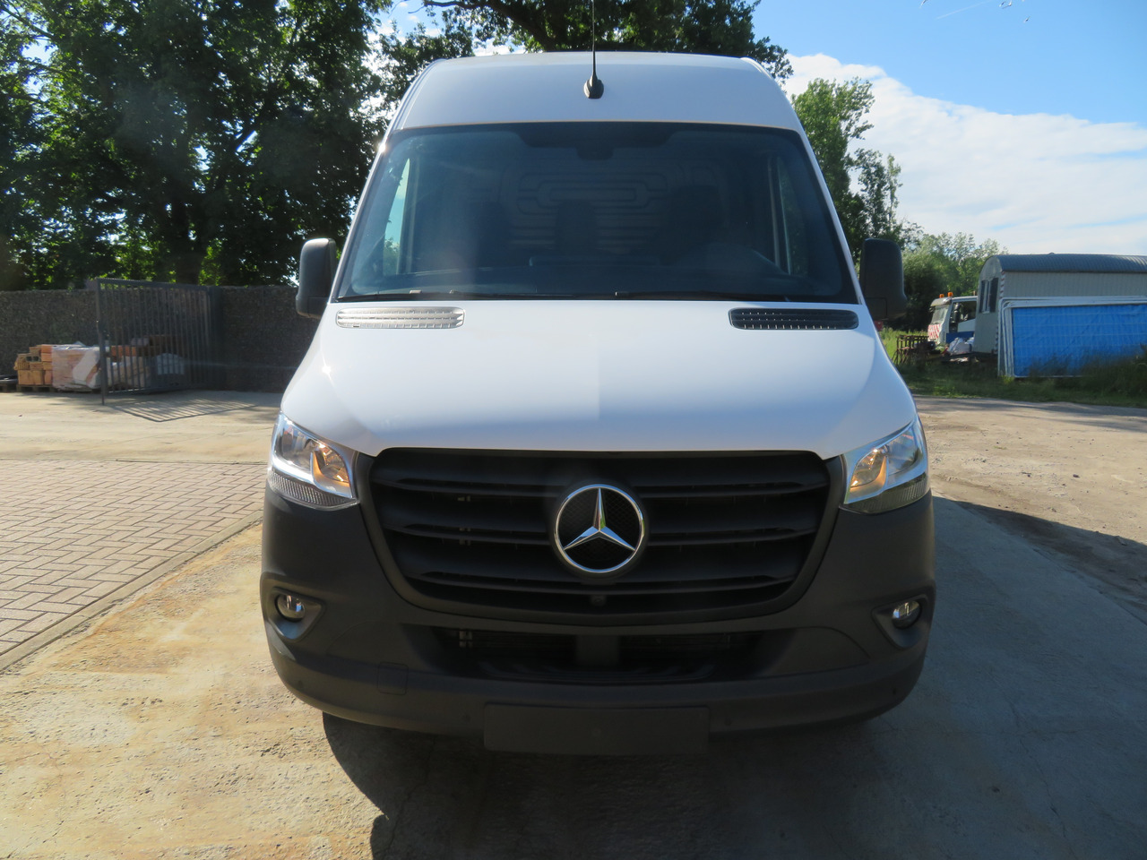 MERCEDES-BENZ Sprinter 317cdi - A2H2 - Panel van: picture 2 MERCEDES-BENZ Sprinter 317cdi - A2H2 - Panel van: picture 2