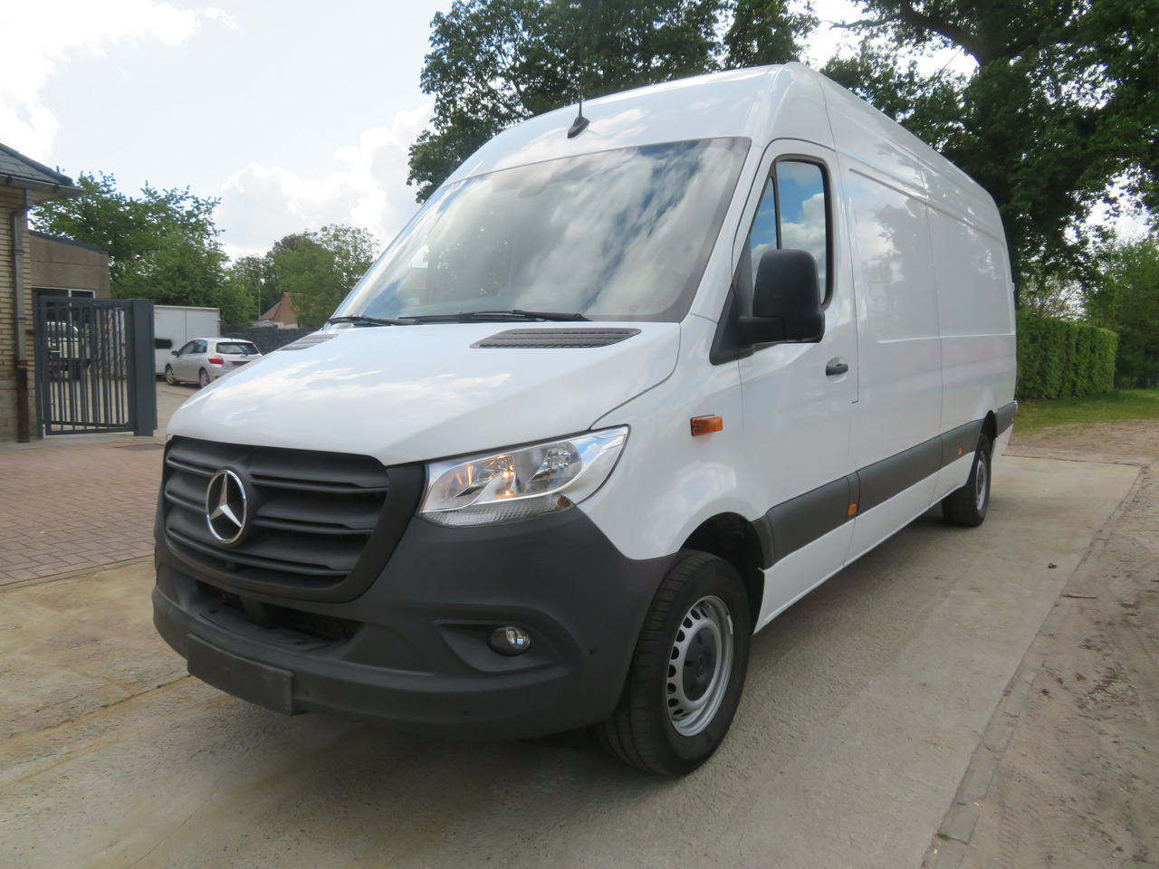 MERCEDES-BENZ Sprinter 317cdi - A3H2 - Panel van: picture 3 MERCEDES-BENZ Sprinter 317cdi - A3H2 - Panel van: picture 3