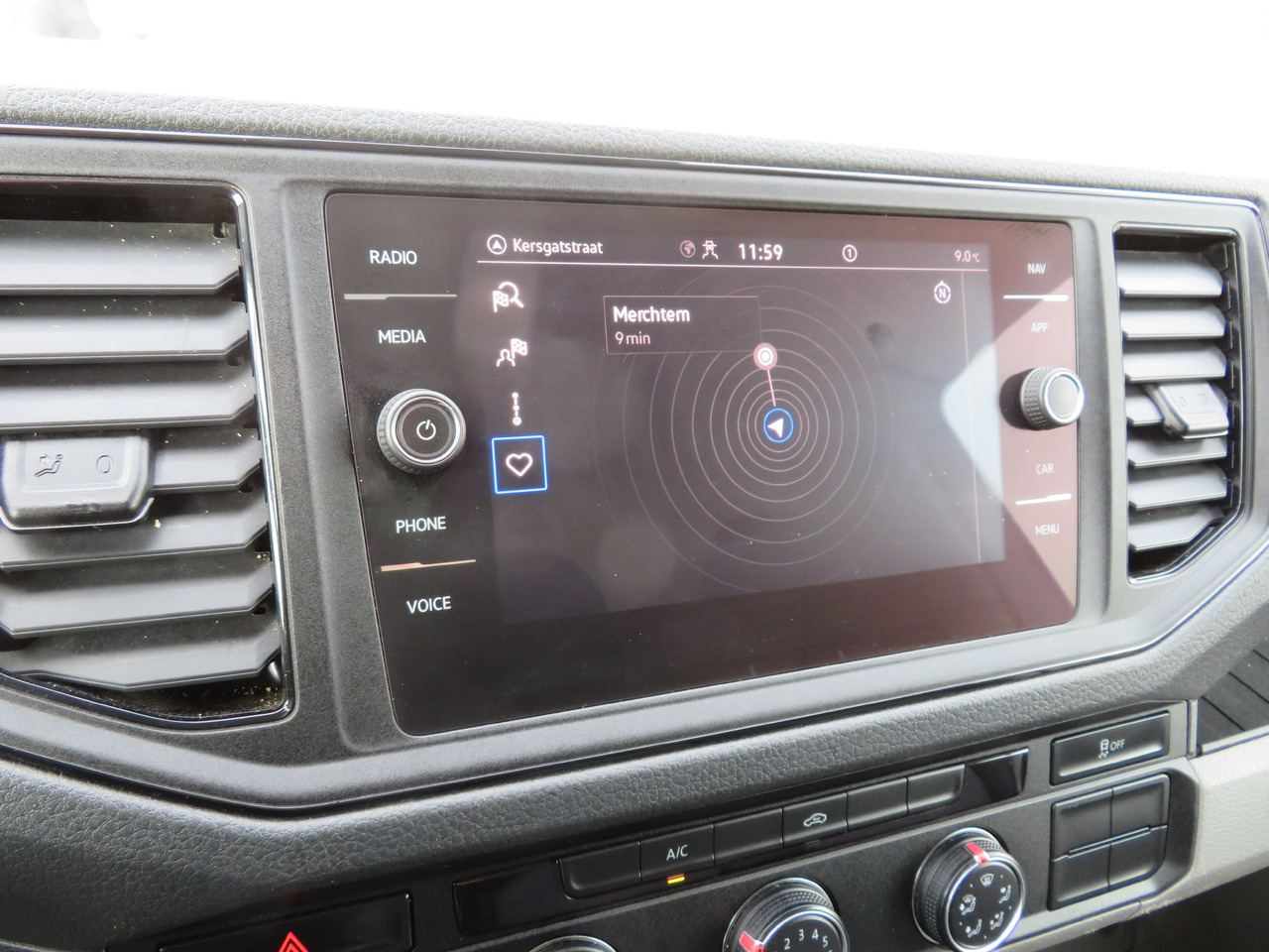 Closed box van Volkswagen Crafter 2.0 CR TDi Bakwagen L4: picture 12 Closed box van Volkswagen Crafter 2.0 CR TDi Bakwagen L4: picture 12