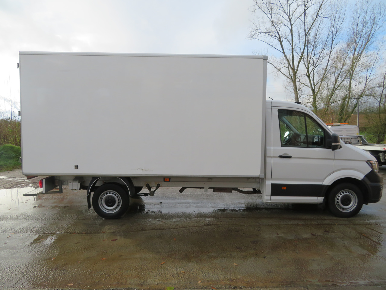 Closed box van Volkswagen Crafter 2.0 CR TDi Bakwagen L4: picture 8 Closed box van Volkswagen Crafter 2.0 CR TDi Bakwagen L4: picture 8