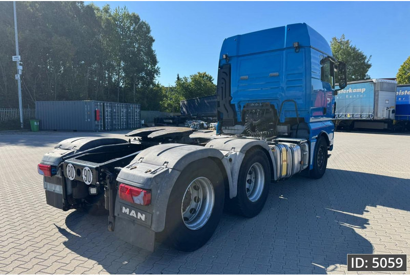 MAN TGX 33.540 XLX, Euro 5, / 6x4 / Retarder / Hydraulics - Tractor truck: picture 3 MAN TGX 33.540 XLX, Euro 5, / 6x4 / Retarder / Hydraulics - Tractor truck: picture 3