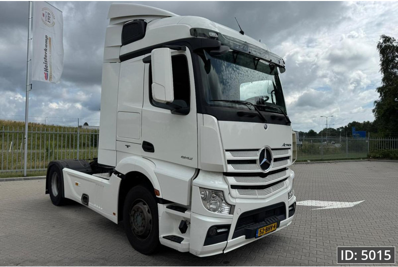 Mercedes-Benz Actros 1842 StreamSpace, Euro 6, / Streamspace / 9 Pieces - Tractor truck: picture 4 Mercedes-Benz Actros 1842 StreamSpace, Euro 6, / Streamspace / 9 Pieces - Tractor truck: picture 4