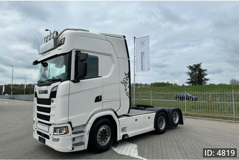 Scania S650 Topline, Euro 6, 6x2 / Retarder / Standklima / PTO / Leather / Sliding 5th wheel, Intarder - Tractor truck: picture 1 Scania S650 Topline, Euro 6, 6x2 / Retarder / Standklima / PTO / Leather / Sliding 5th wheel, Intarder - Tractor truck: picture 1