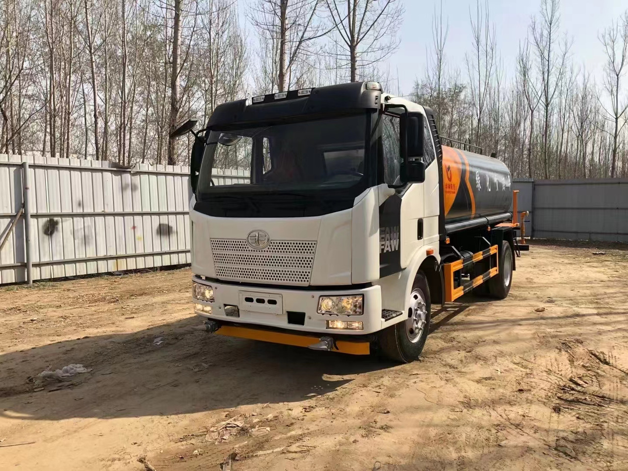 FAW Water Tanker ClickHere For DISCOUNT - Tanker truck: picture 2 FAW Water Tanker ClickHere For DISCOUNT - Tanker truck: picture 2