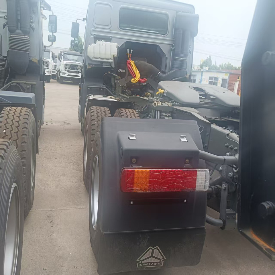 HOWO Dump Truck Unit 6✖4 Click Here for Discount - Box truck: picture 4 HOWO Dump Truck Unit 6✖4 Click Here for Discount - Box truck: picture 4