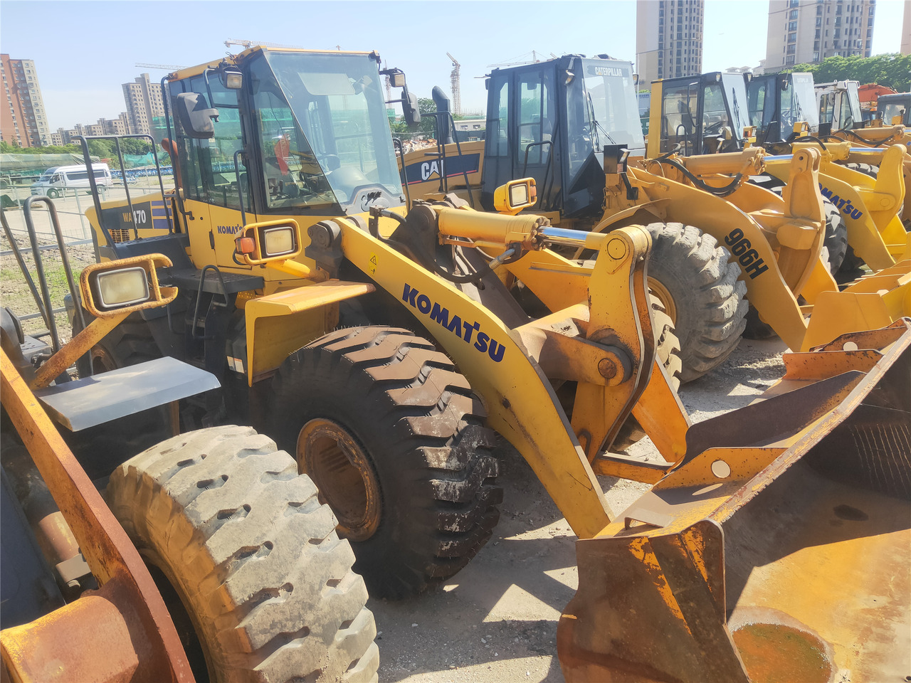 KOMATSU Wheel Loader 470-6 Click Here for Discount - Wheel loader: picture 4 KOMATSU Wheel Loader 470-6 Click Here for Discount - Wheel loader: picture 4