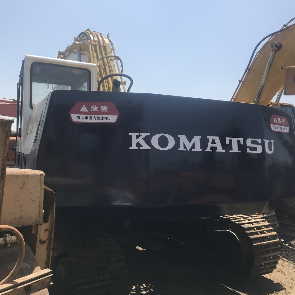 Komatsu Excavator PC200-5 - Excavator: picture 5 Komatsu Excavator PC200-5 - Excavator: picture 5