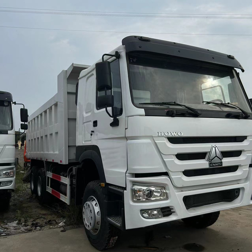 SINOTRUK HOWO 6x4 Dump Truck Click for Discount - Tipper: picture 5 SINOTRUK HOWO 6x4 Dump Truck Click for Discount - Tipper: picture 5