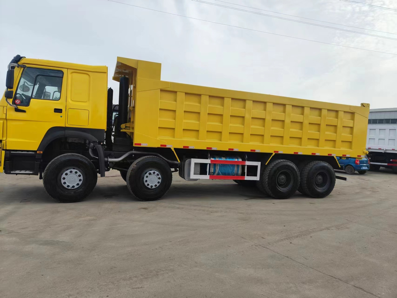 Sino HOWO 8x4 Dump Truck Click for Discount - Tipper: picture 2 Sino HOWO 8x4 Dump Truck Click for Discount - Tipper: picture 2