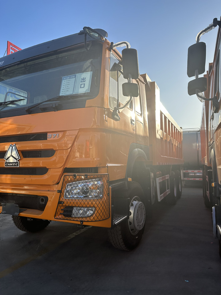 Sinotrack HOWO 6x4 Dump Truck Click for Discount - Tipper: picture 2 Sinotrack HOWO 6x4 Dump Truck Click for Discount - Tipper: picture 2