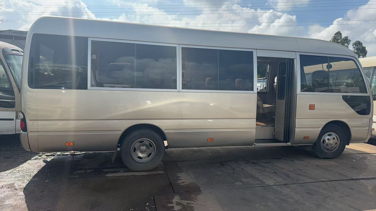 TOYOTA Coach 19 Seats Click Here for Discount - Coach: picture 3 TOYOTA Coach 19 Seats Click Here for Discount - Coach: picture 3