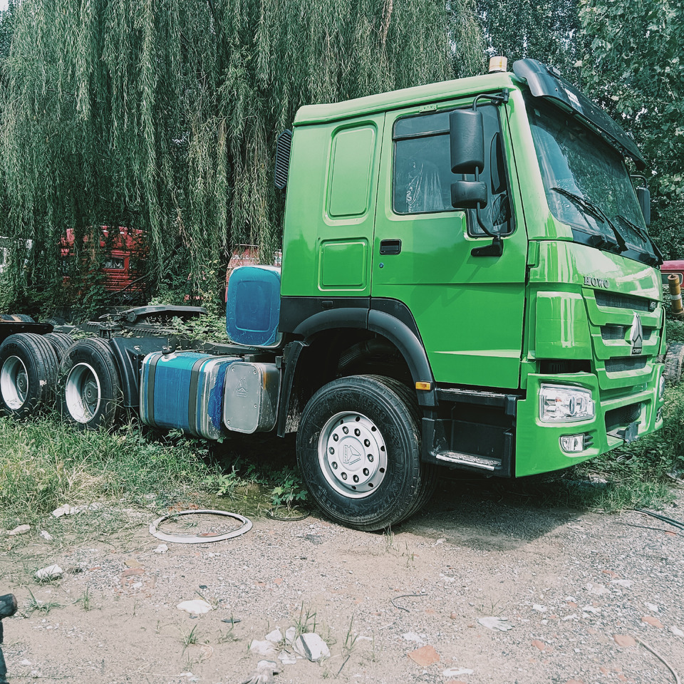SINOTRUK HOWO 420 CLICK HERE FOR DISCOUNT - Tractor truck: picture 1 SINOTRUK HOWO 420 CLICK HERE FOR DISCOUNT - Tractor truck: picture 1