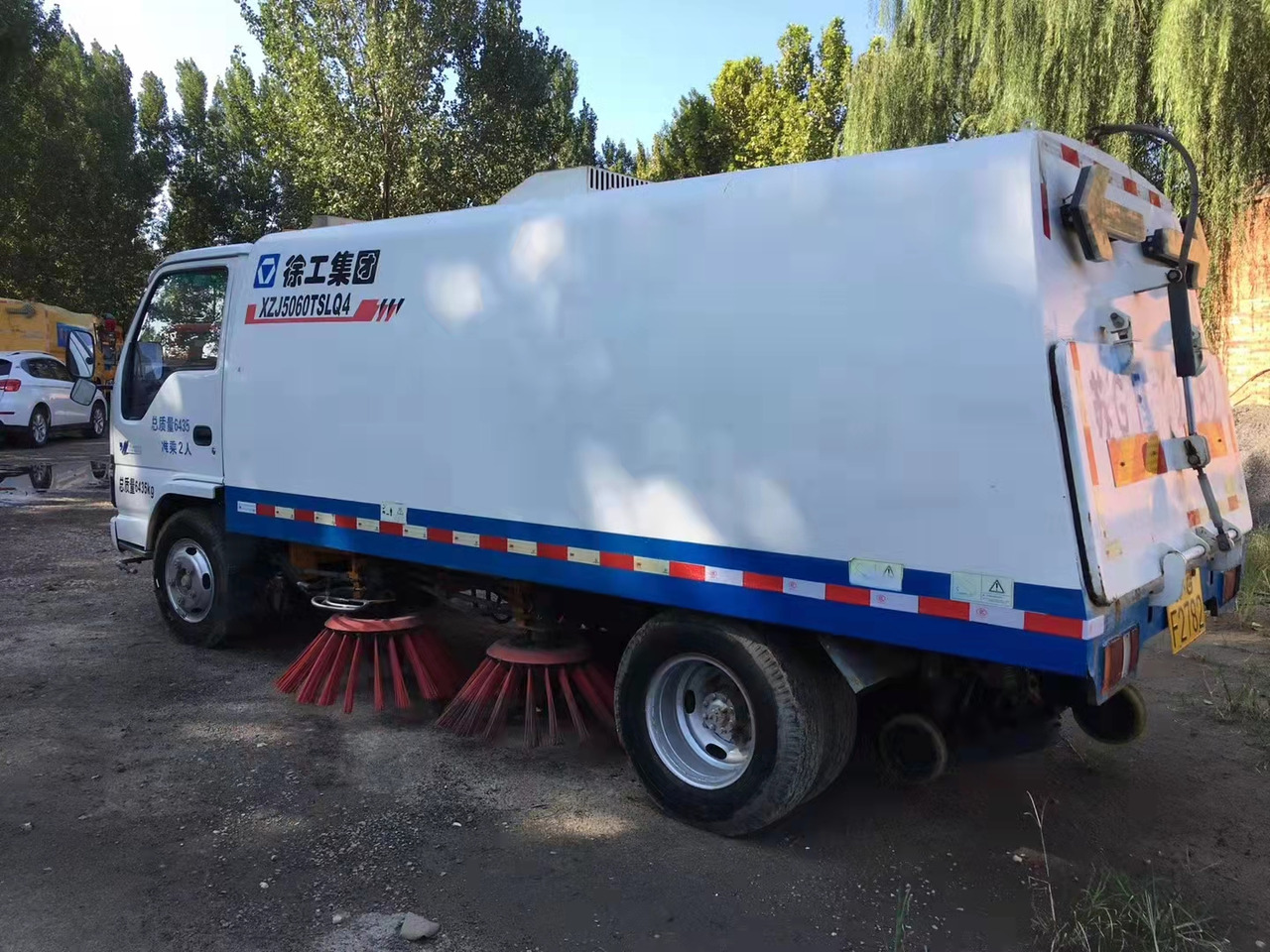 XCMG CLICK HERE FOR DISCOUNT - Garbage truck: picture 4 XCMG CLICK HERE FOR DISCOUNT - Garbage truck: picture 4