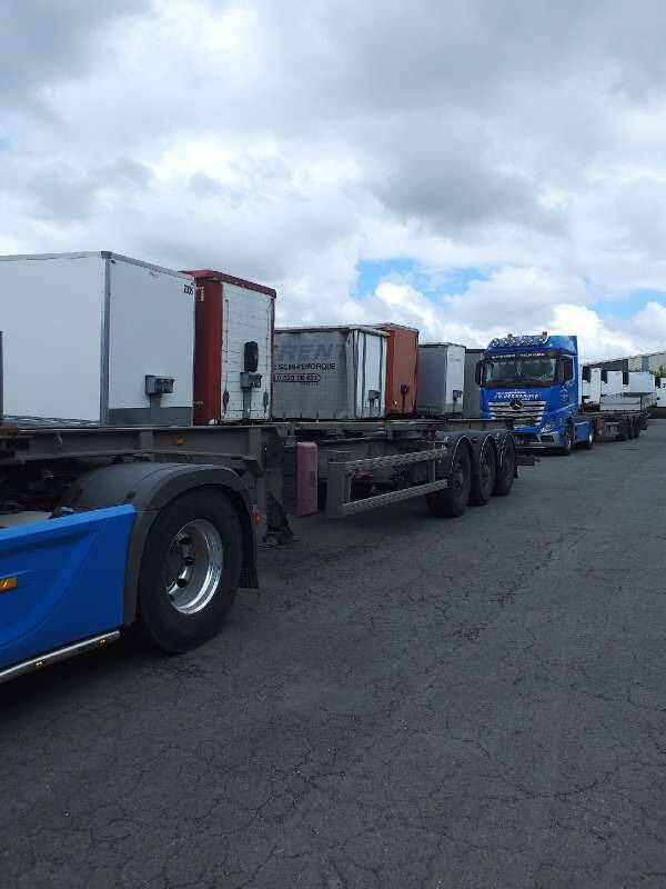 Semi-remorque 3 Essieux 38 TONNES CHARIOT COULISSANT 45 PIEDS - Container transporter/ Swap body semi-trailer: picture 3 Semi-remorque 3 Essieux 38 TONNES CHARIOT COULISSANT 45 PIEDS - Container transporter/ Swap body semi-trailer: picture 3