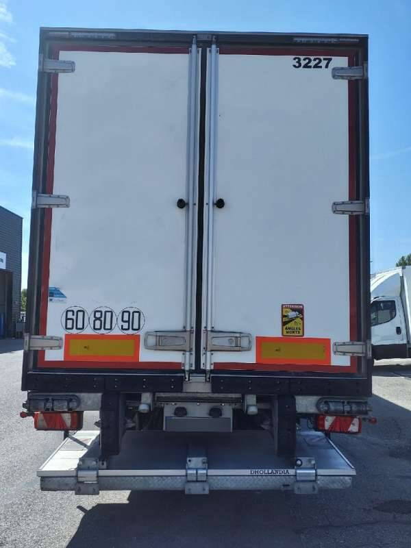 Semi-remorque 3 Essieux FRIGO 38 TONNES HAYON CAISSE CHEREAU GROUPE CARRIER VECTOR 1950 MT - Refrigerator semi-trailer: picture 3 Semi-remorque 3 Essieux FRIGO 38 TONNES HAYON CAISSE CHEREAU GROUPE CARRIER VECTOR 1950 MT - Refrigerator semi-trailer: picture 3