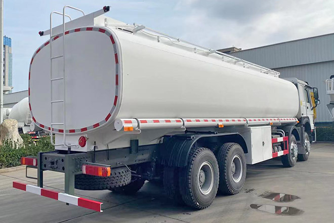 SINOTRUK Howo 371 Petrol Tank Truck Price for Sale in Saudi Arabia - Tanker truck: picture 5 SINOTRUK Howo 371 Petrol Tank Truck Price for Sale in Saudi Arabia - Tanker truck: picture 5