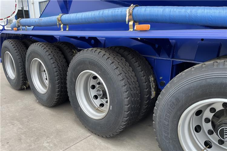 TITAN 4 Axle 60 Ton Bulker Cement Tanker Trailer for Sale In United Arab Emirates - Semi-trailer: picture 5 TITAN 4 Axle 60 Ton Bulker Cement Tanker Trailer for Sale In United Arab Emirates - Semi-trailer: picture 5