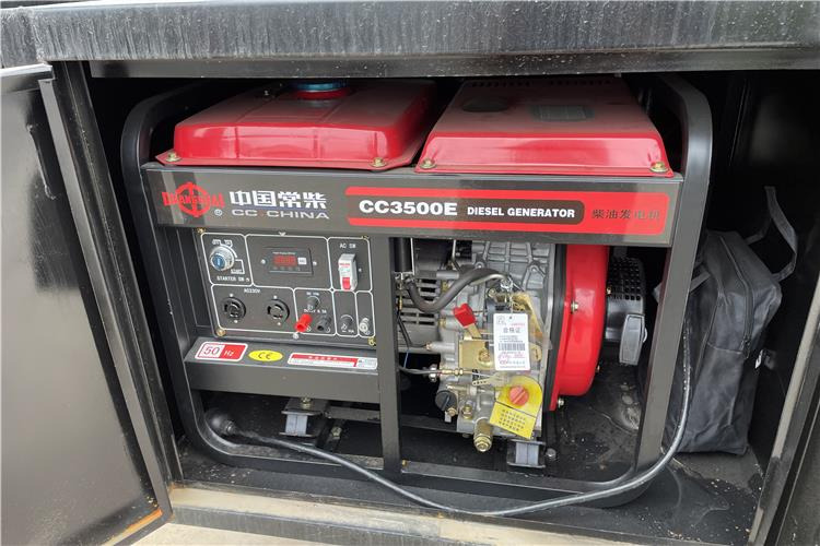 TITAN 3 Axle 38000 Litres Oil Tanker Trailer Price for Sale In Ghana - Tanker semi-trailer: picture 4 TITAN 3 Axle 38000 Litres Oil Tanker Trailer Price for Sale In Ghana - Tanker semi-trailer: picture 4