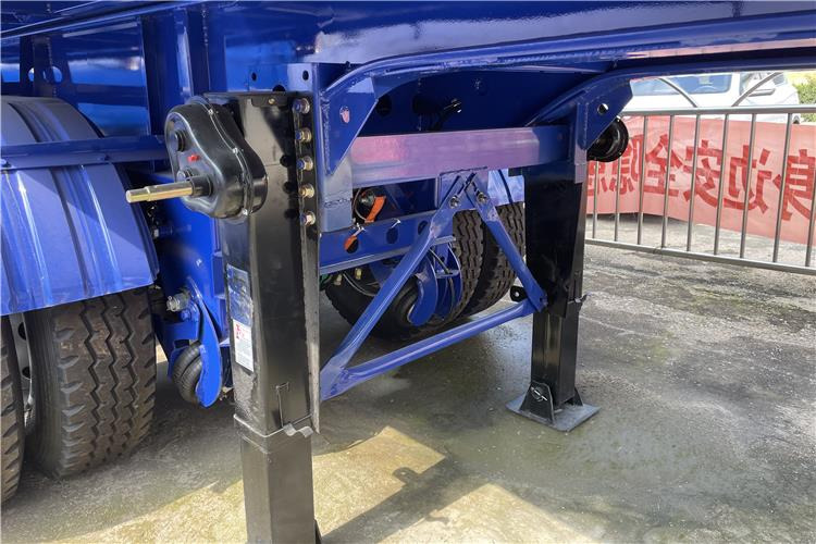 TITAN 4 Axle Dump Semi Trailer for Sale In Zambia - Tipper semi-trailer: picture 4 TITAN 4 Axle Dump Semi Trailer for Sale In Zambia - Tipper semi-trailer: picture 4