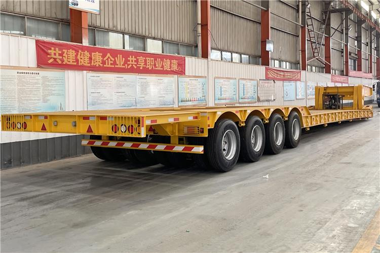 TITAN 4 Line 8 Axle Detachable Gooseneck Trailer for Sale In Nigeria Lagos - Low loader semi-trailer: picture 2 TITAN 4 Line 8 Axle Detachable Gooseneck Trailer for Sale In Nigeria Lagos - Low loader semi-trailer: picture 2