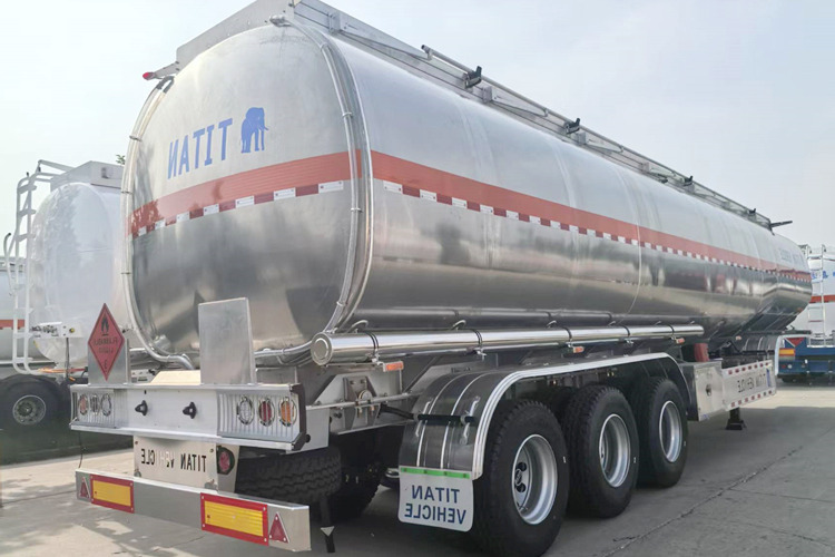 TITAN Aluminum Fuel Tanker Trailer for Sale in Saudi Arabia - Tanker semi-trailer: picture 2 TITAN Aluminum Fuel Tanker Trailer for Sale in Saudi Arabia - Tanker semi-trailer: picture 2