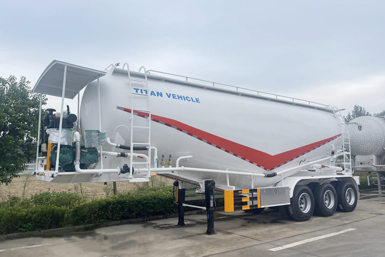 TITAN Cement Bulker Truck for Sale in Zambia - Tanker semi-trailer: picture 1 TITAN Cement Bulker Truck for Sale in Zambia - Tanker semi-trailer: picture 1