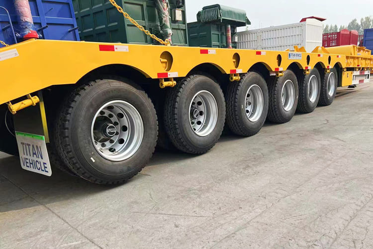 TITAN Hydraulic Low Bed Trailer for Sale in Kenya - Low loader semi-trailer: picture 4 TITAN Hydraulic Low Bed Trailer for Sale in Kenya - Low loader semi-trailer: picture 4