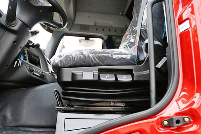 FAW New Faw J6P 390 Trucks for Sale in Nigeria - Tractor truck: picture 3 FAW New Faw J6P 390 Trucks for Sale in Nigeria - Tractor truck: picture 3