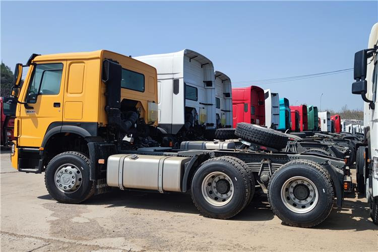 SINOTRUK CNHTC Howo Truck Tractor 400 HP 10 Wheeler for Sale In Malawi - Tractor truck: picture 2 SINOTRUK CNHTC Howo Truck Tractor 400 HP 10 Wheeler for Sale In Malawi - Tractor truck: picture 2