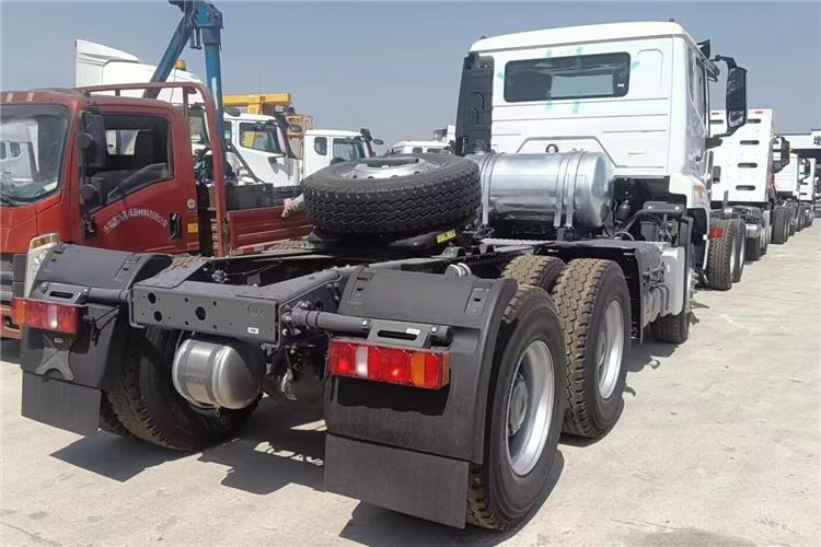 SINOTRUK Hohan NX Truck Price 371 hp 10 Wheeler for Sale In Tanzania - Tractor truck: picture 3 SINOTRUK Hohan NX Truck Price 371 hp 10 Wheeler for Sale In Tanzania - Tractor truck: picture 3