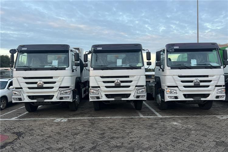 SINOTRUK Howo Truck Price - 400hp 10 Wheeler for Sale In Cameroon - Tractor truck: picture 2 SINOTRUK Howo Truck Price - 400hp 10 Wheeler for Sale In Cameroon - Tractor truck: picture 2