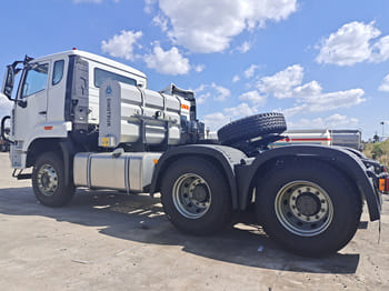 SINOTRUK Sinotruck for sale for Sale in Malawi - Tractor truck: picture 3 SINOTRUK Sinotruck for sale for Sale in Malawi - Tractor truck: picture 3