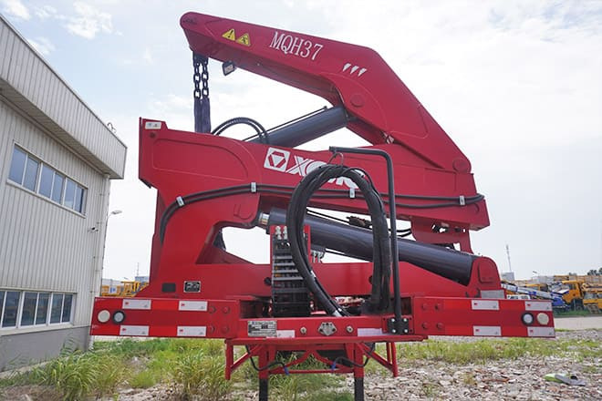 XCMG 20Ft 40Ft Container Side Loader for Sale in Guyana - Container transporter/ Swap body semi-trailer: picture 2 XCMG 20Ft 40Ft Container Side Loader for Sale in Guyana - Container transporter/ Swap body semi-trailer: picture 2