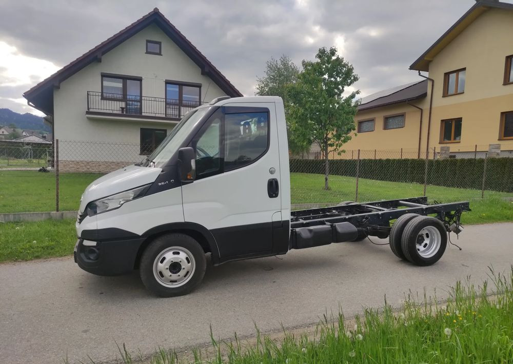 Iveco DAILY 35c14 2.3 hpi rama do zabudowy, - Cab chassis truck: picture 5 Iveco DAILY 35c14 2.3 hpi rama do zabudowy, - Cab chassis truck: picture 5