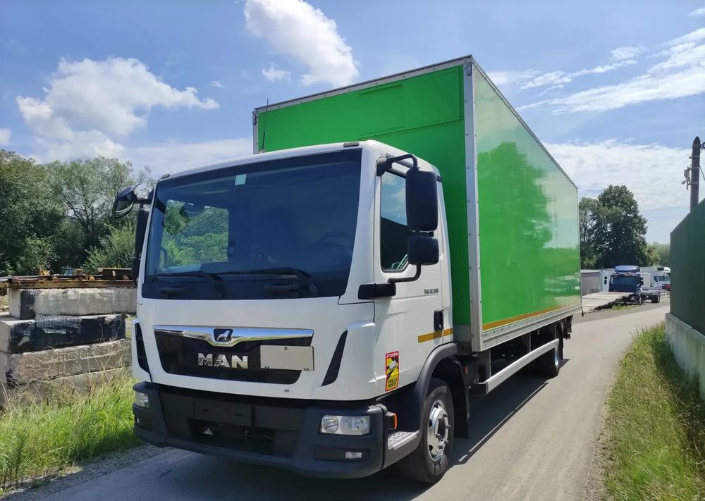 MAN TGL 12.180 podwozie do zabudowy - Cab chassis truck: picture 3 MAN TGL 12.180 podwozie do zabudowy - Cab chassis truck: picture 3