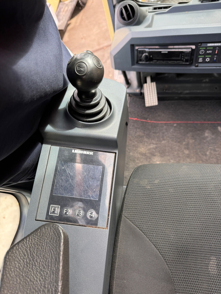 All terrain crane Liebherr Liebherr LTM 1120-4.1: picture 13