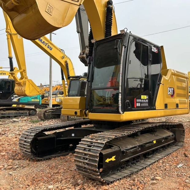 Crawler excavator 2023 Caterpillar 320GC: picture 10