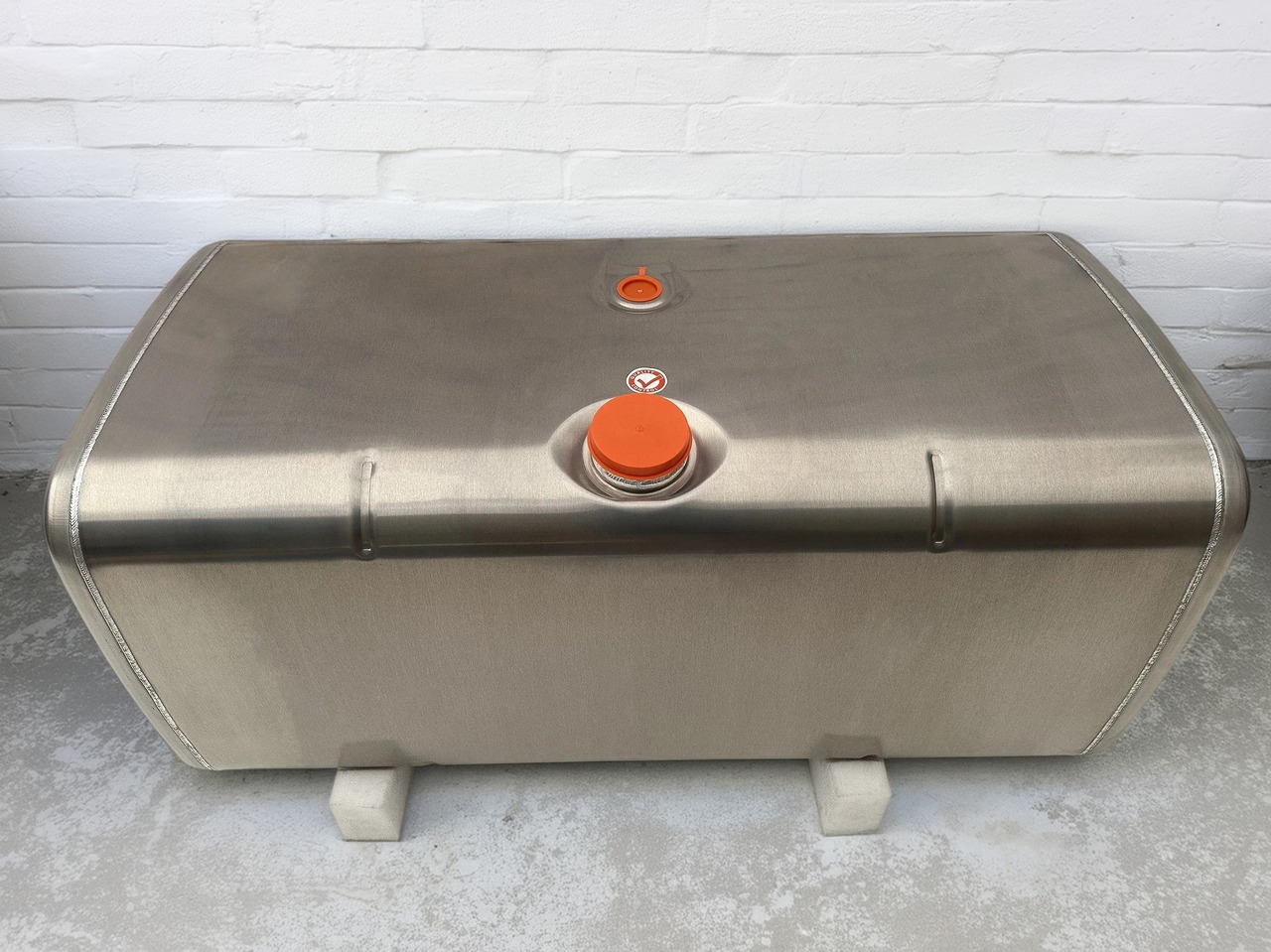 MAN - Fuel tank: picture 1 MAN - Fuel tank: picture 1