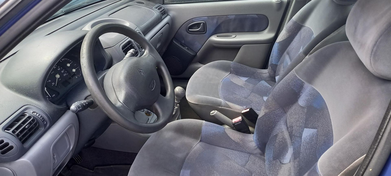 CLIO SANS CONTROLE TECHNIQUE - Car: picture 5 CLIO SANS CONTROLE TECHNIQUE - Car: picture 5