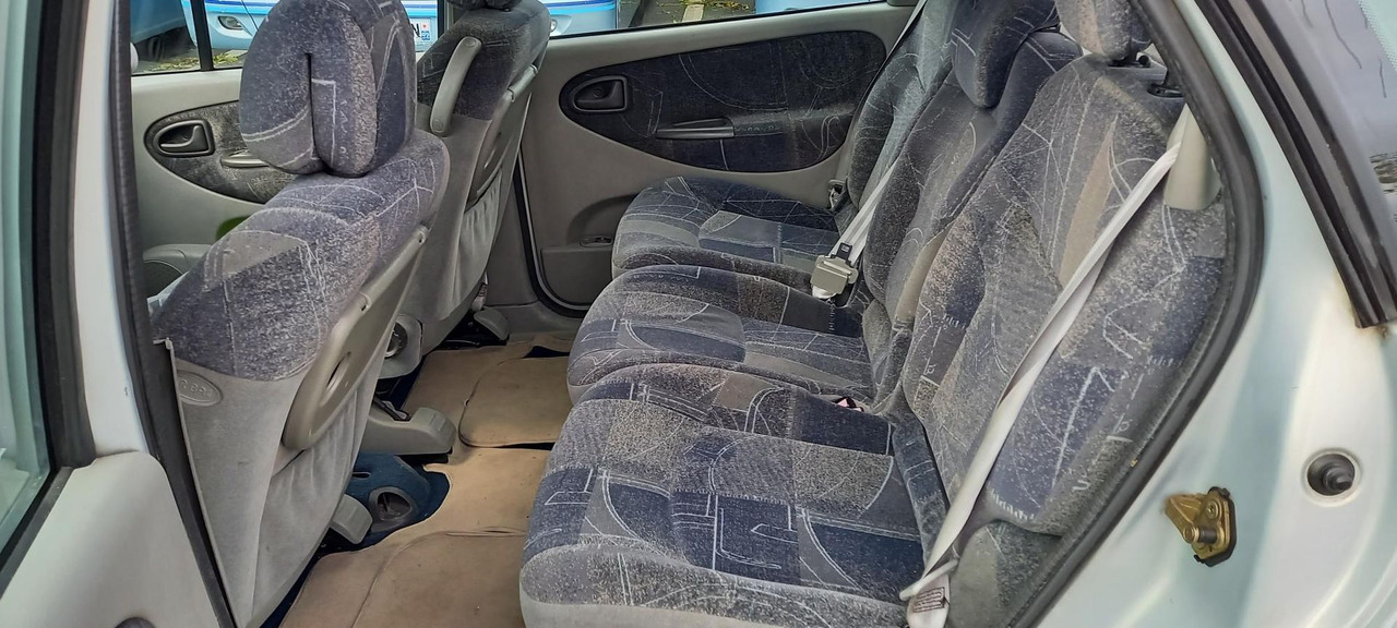 MEGANE ESSENCE (241) - Car: picture 5 MEGANE ESSENCE (241) - Car: picture 5