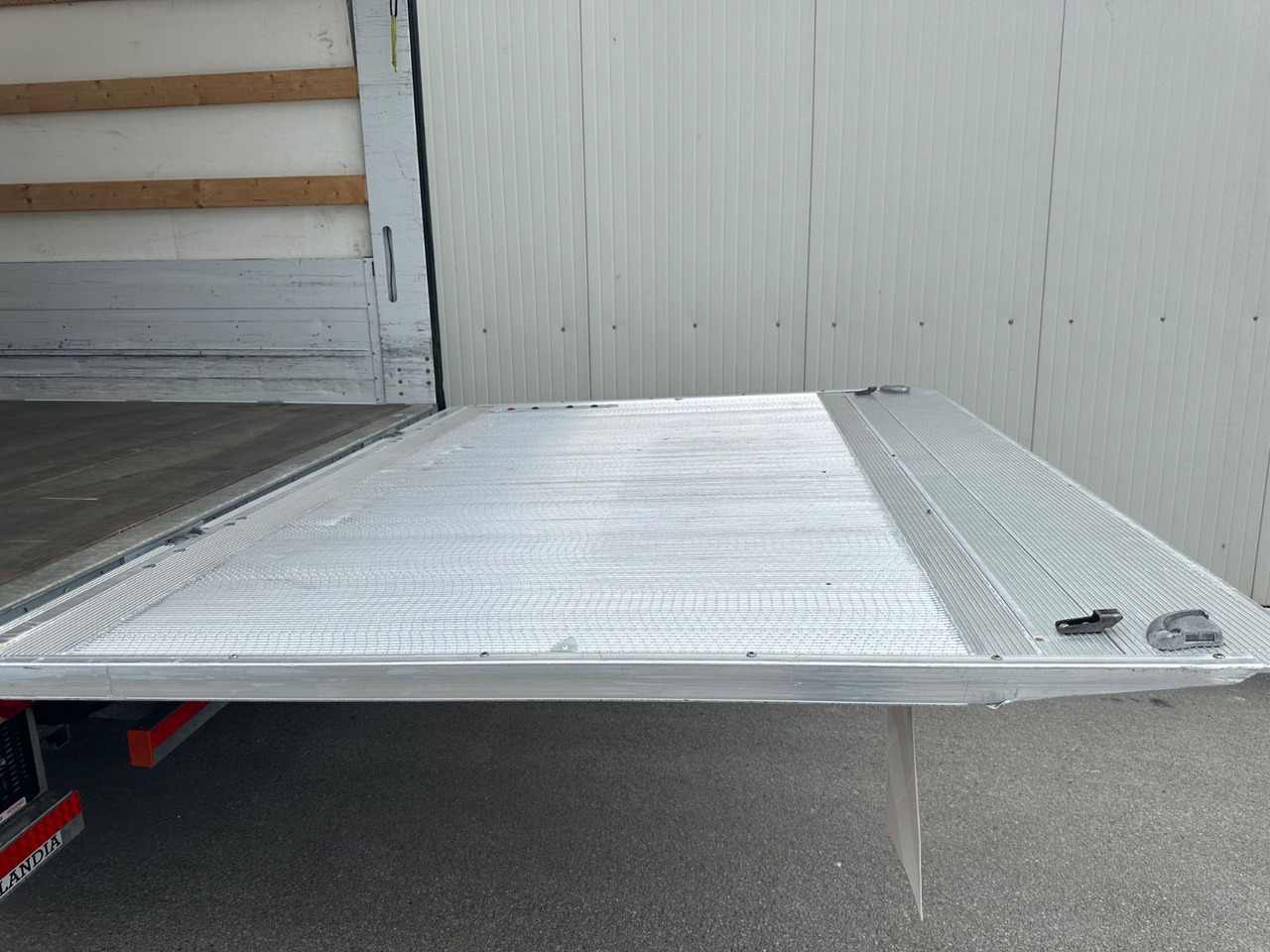 Mercedes-Benz Atego 1524 BigSpace LBW Navi/Kamera - Curtain side truck: picture 5 Mercedes-Benz Atego 1524 BigSpace LBW Navi/Kamera - Curtain side truck: picture 5