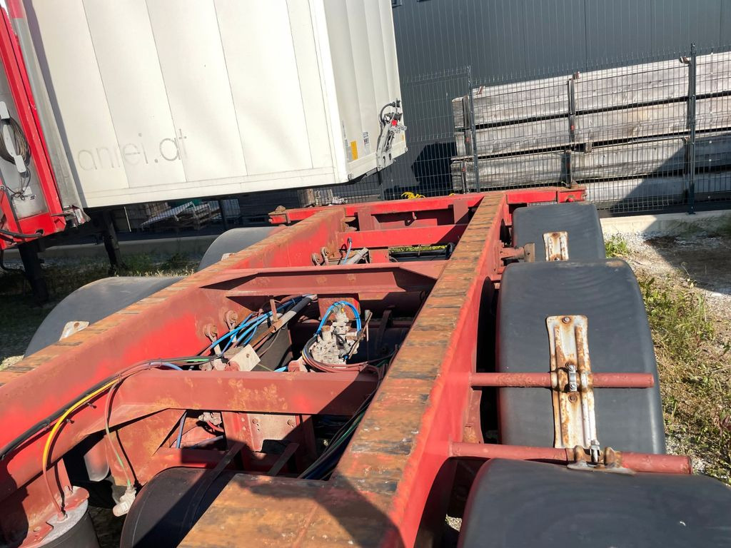 Renders 3 Achs Teleskop Liftachse Renders 3 Achs Teleskop Liftachse - Container transporter/ Swap body semi-trailer: picture 5 Renders 3 Achs Teleskop Liftachse Renders 3 Achs Teleskop Liftachse - Container transporter/ Swap body semi-trailer: picture 5