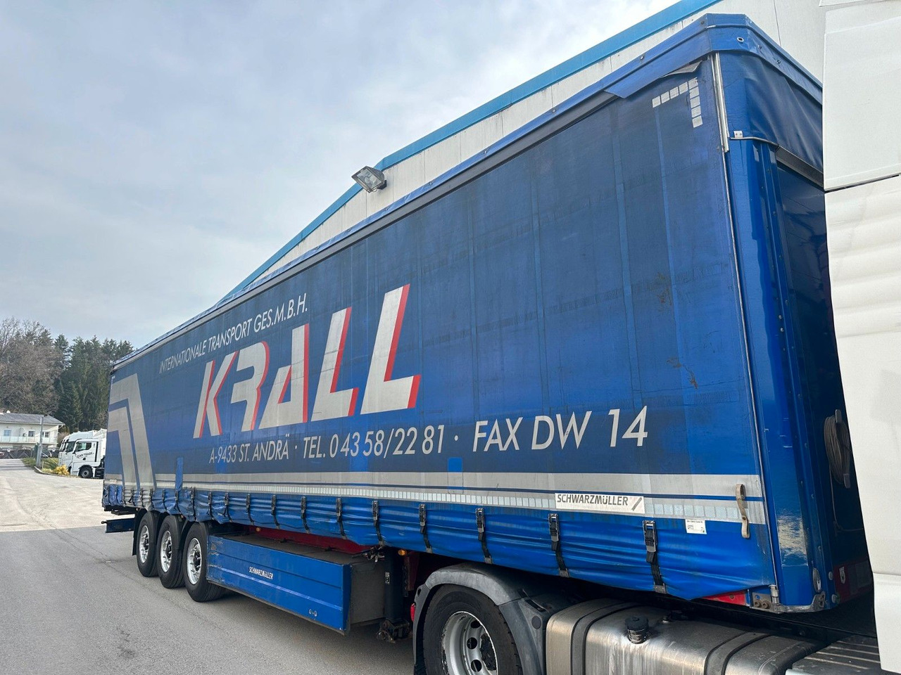 Schwarzmüller Serie-S Bordwand Getreide und XL cert. - Curtainsider semi-trailer: picture 2 Schwarzmüller Serie-S Bordwand Getreide und XL cert. - Curtainsider semi-trailer: picture 2