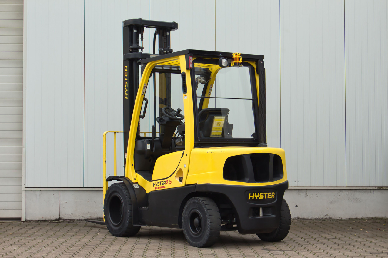 HYSTER Hyster H2.5FT - nur 1370h - Bj. 2013 - mit Beleuchtung - Diesel forklift: picture 4 HYSTER Hyster H2.5FT - nur 1370h - Bj. 2013 - mit Beleuchtung - Diesel forklift: picture 4