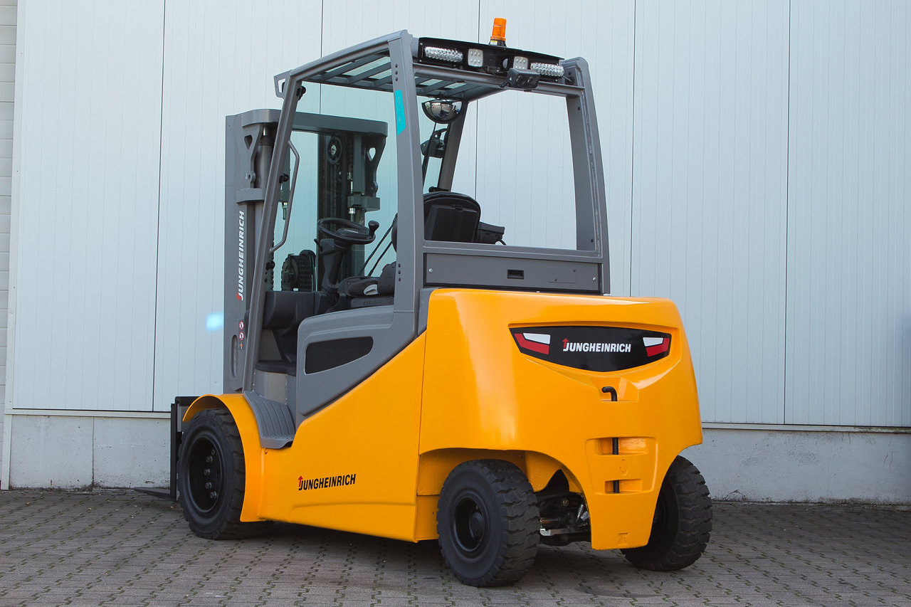 JUNGHEINRICH EFG545 - Triplex - 100% Kapazität - Bj. 2022 - 4,5t - Electric forklift: picture 4 JUNGHEINRICH EFG545 - Triplex - 100% Kapazität - Bj. 2022 - 4,5t - Electric forklift: picture 4