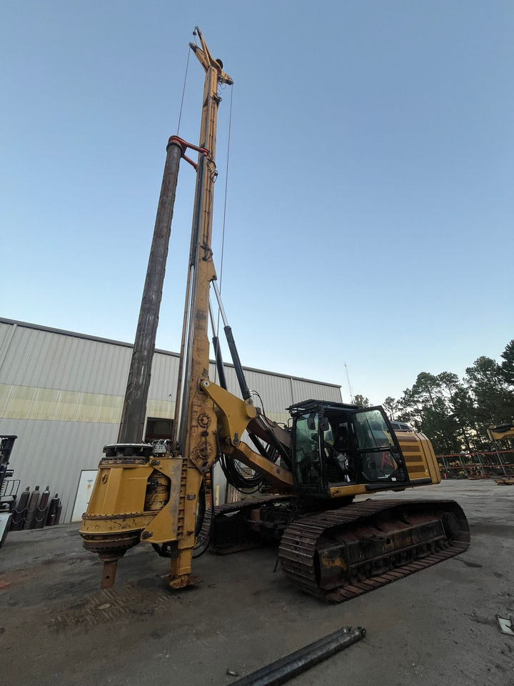 CZM EK200 - Drilling machine: picture 3 CZM EK200 - Drilling machine: picture 3