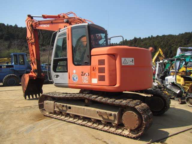HITACHI ZX135USK - Crawler excavator: picture 2 HITACHI ZX135USK - Crawler excavator: picture 2