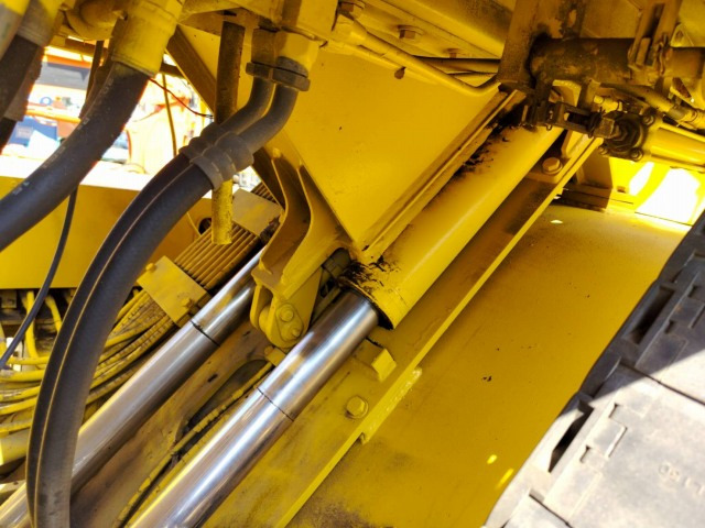 Cold planer KOMATSU GC380F-2: picture 18 Cold planer KOMATSU GC380F-2: picture 18